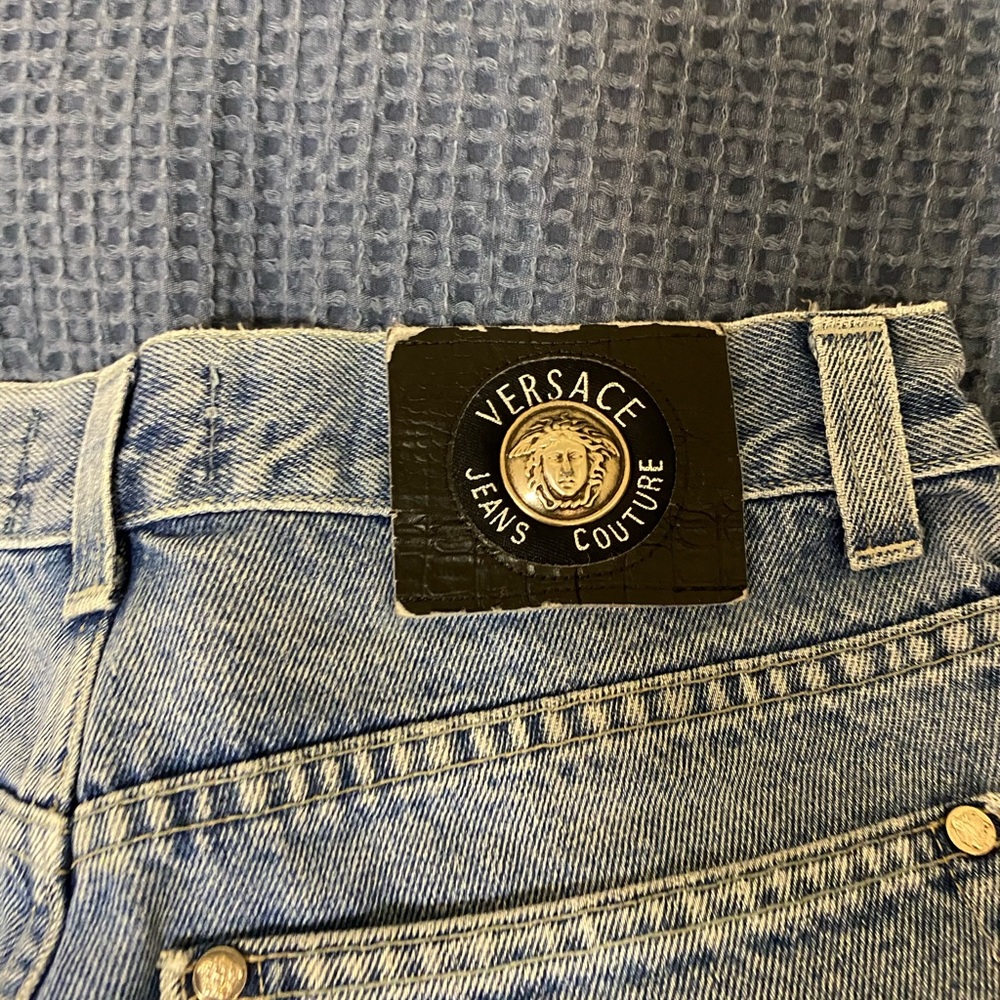 Versace - Picture 6 of 6